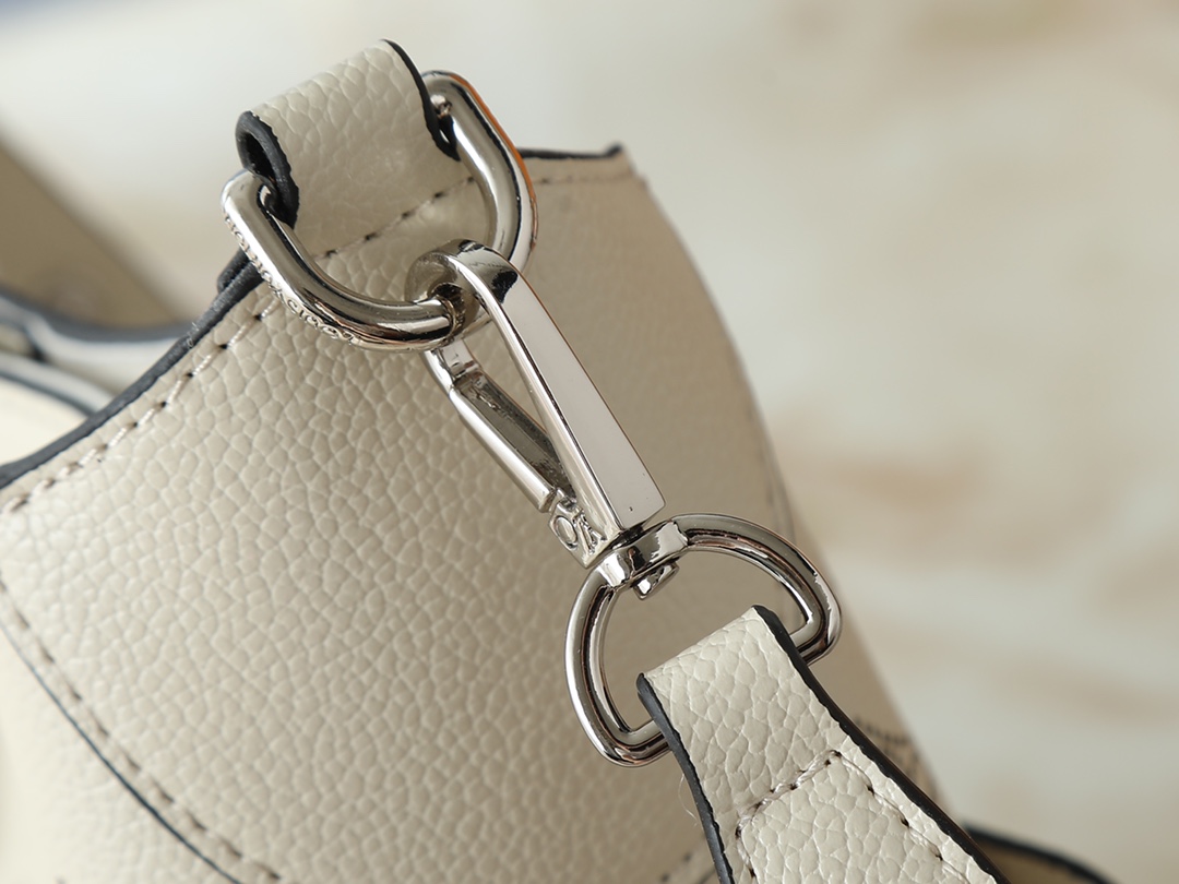 スーパーコピーバッグ国内発送対応N品安全必ず届く信用できるサイト